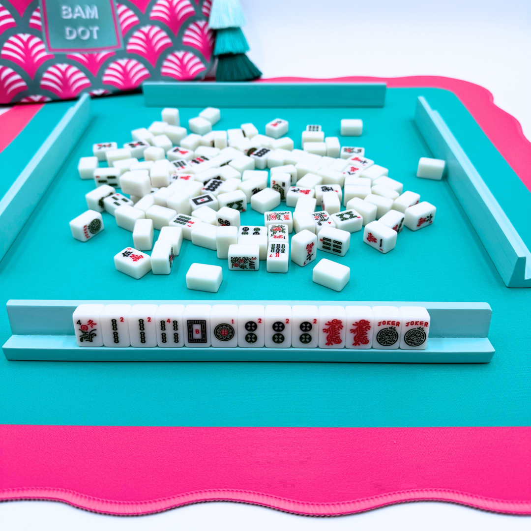 Mini Mahjong Mat (4 Color Combinations) | For Small & Travel Mah Jongg | Scalloped Edges & Bright Colors | 21" x 21": Blue Center- Green Scallop