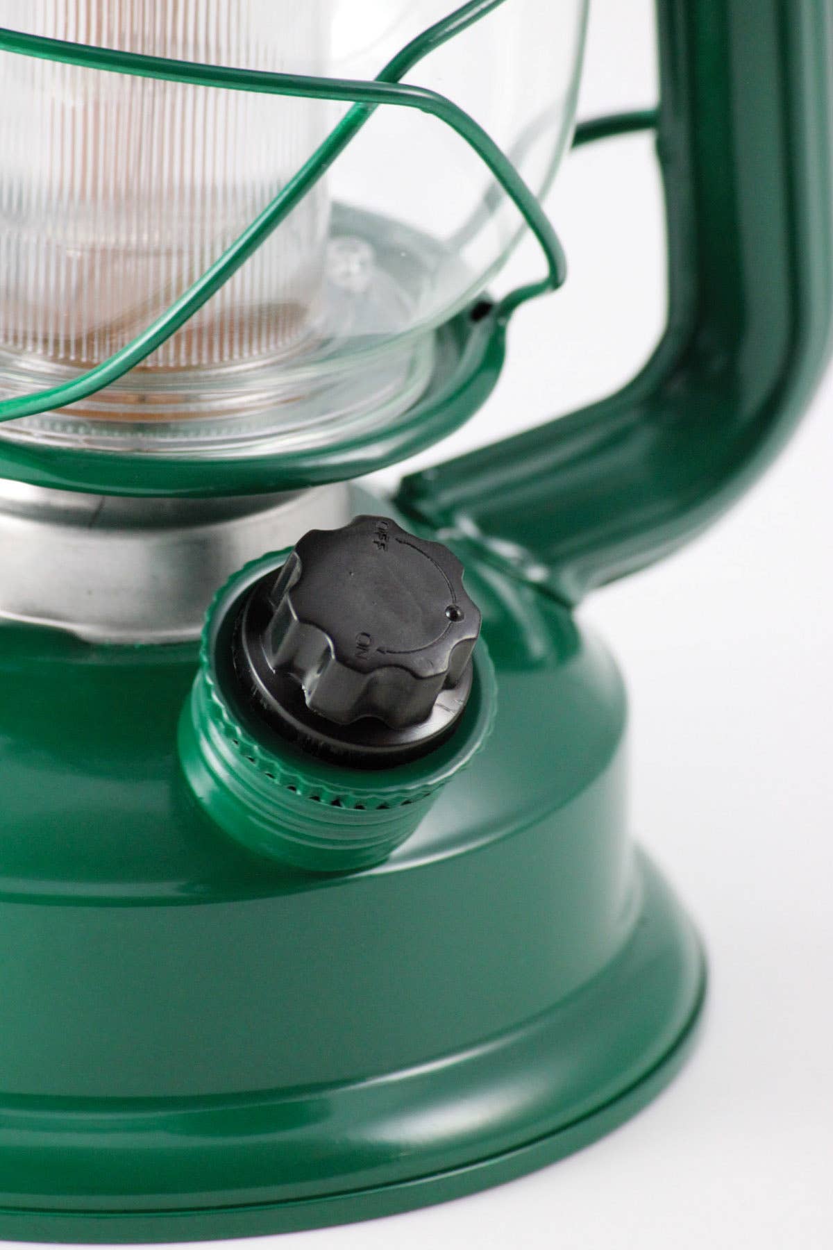 Sweetgrass Vintage Style Hurricane 12-LED Lantern