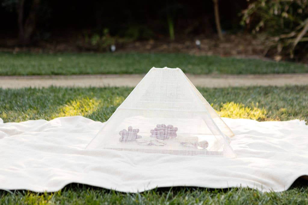 High Cotton Collapsible Woven Food Tent Cover: Cream