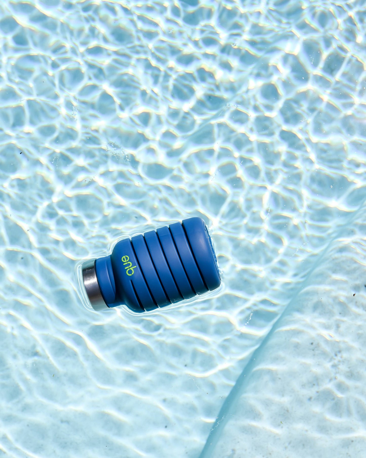20oz Collapsible Water Bottle - Midnight Blue